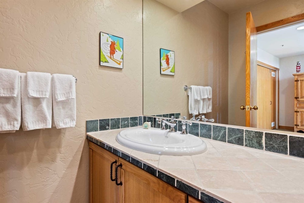 Ski-in, Ski-out 3 Bedroom Condo in the Heart of Beaver Creek Village