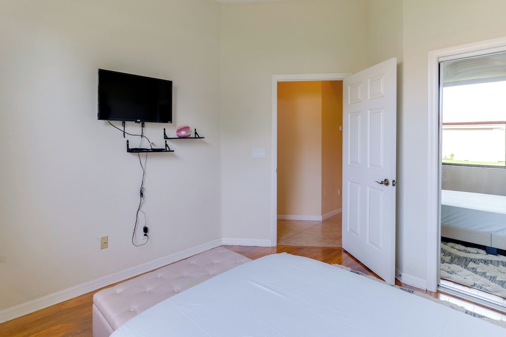 Family Home w/ Resort-style Perks in Kissimmee