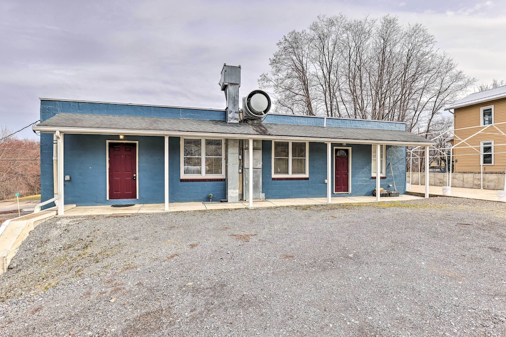 Himrod Vacation Rental 3 Mi to Seneca Lake! view 5
