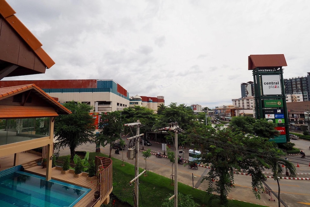 Fellow Hostel