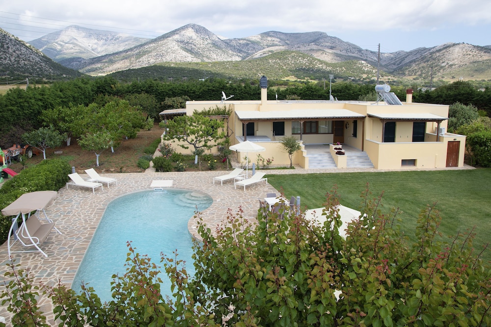 Naxos Cottage