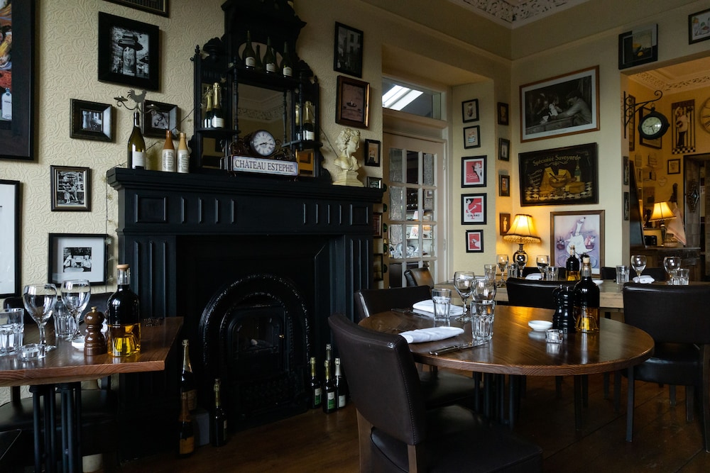 Yann's at Glenearn House