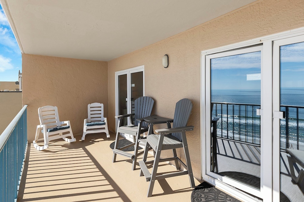 Surfside Shores by Southern Vacation Rentals