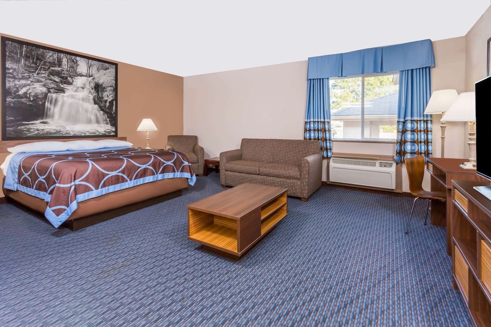 Super 8 by Wyndham El Dorado view 2