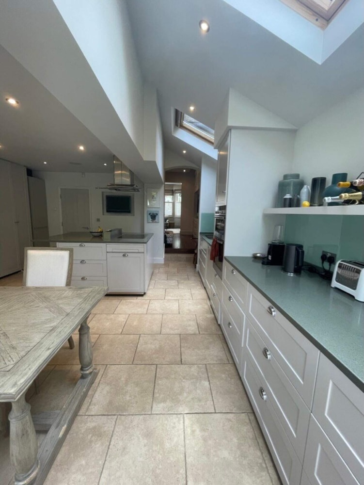 Secluded & Serene 3BD Family Home - Wandsworth!