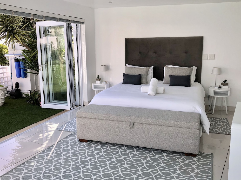 Funkey Villas