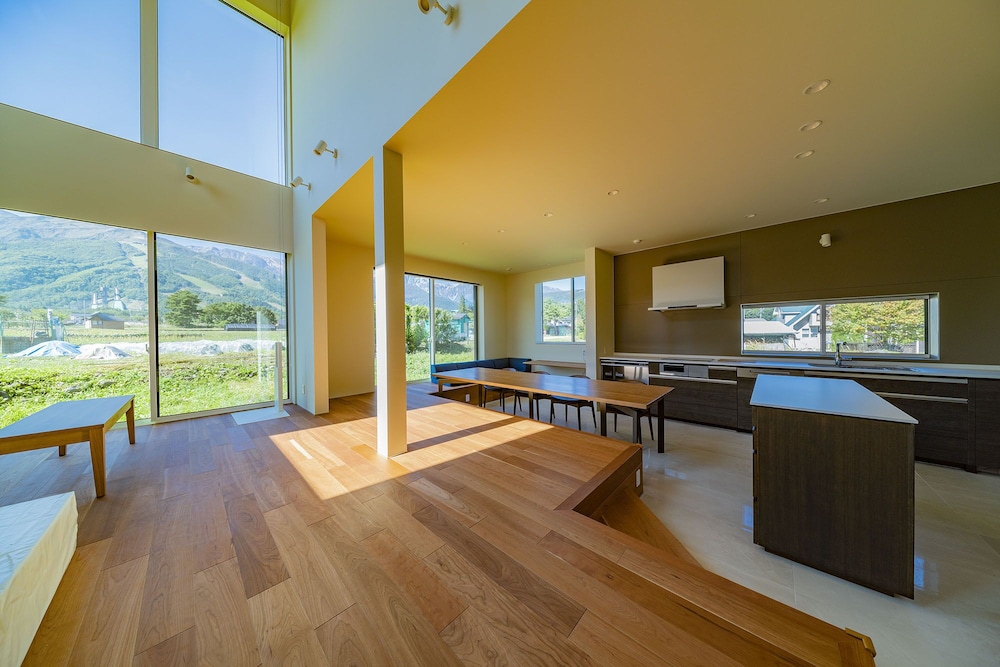 Chalet Bikei view 2