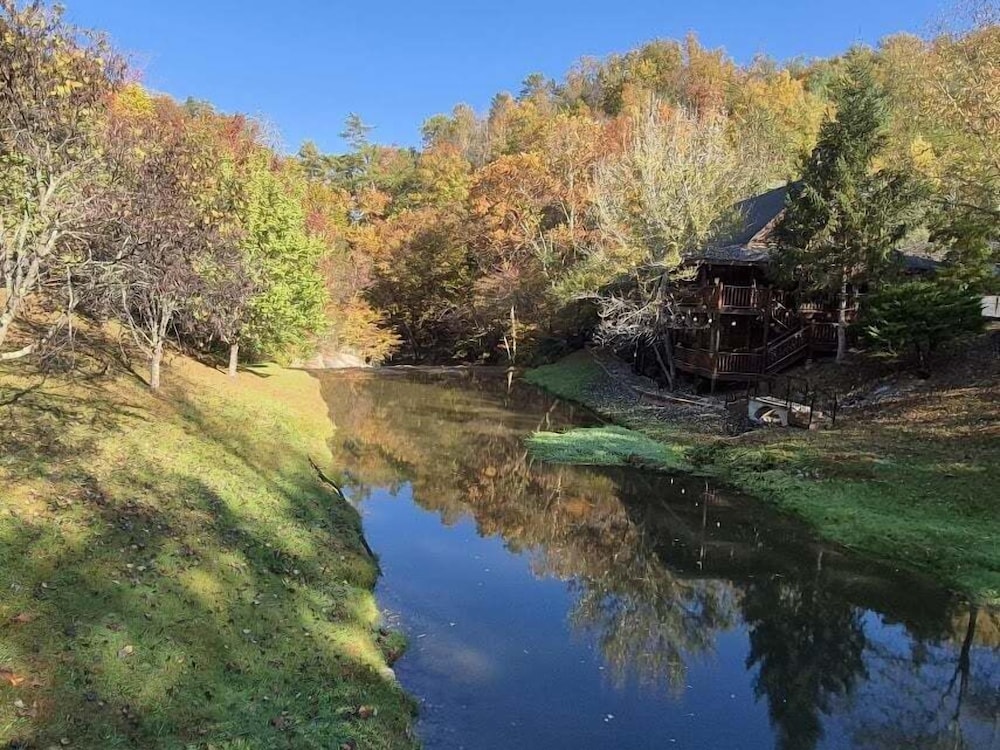 Reservation 2 Bedroom Cabin