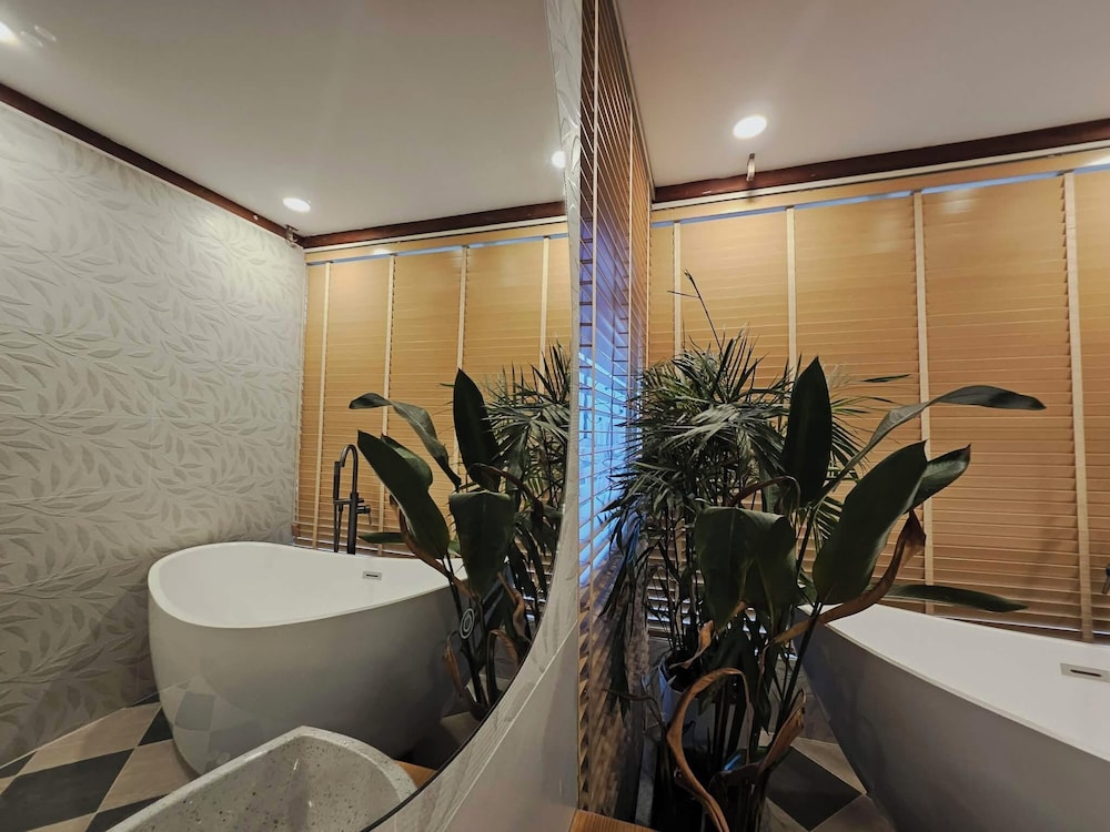HOANG ANH GOLD HOUSE APARTMENT