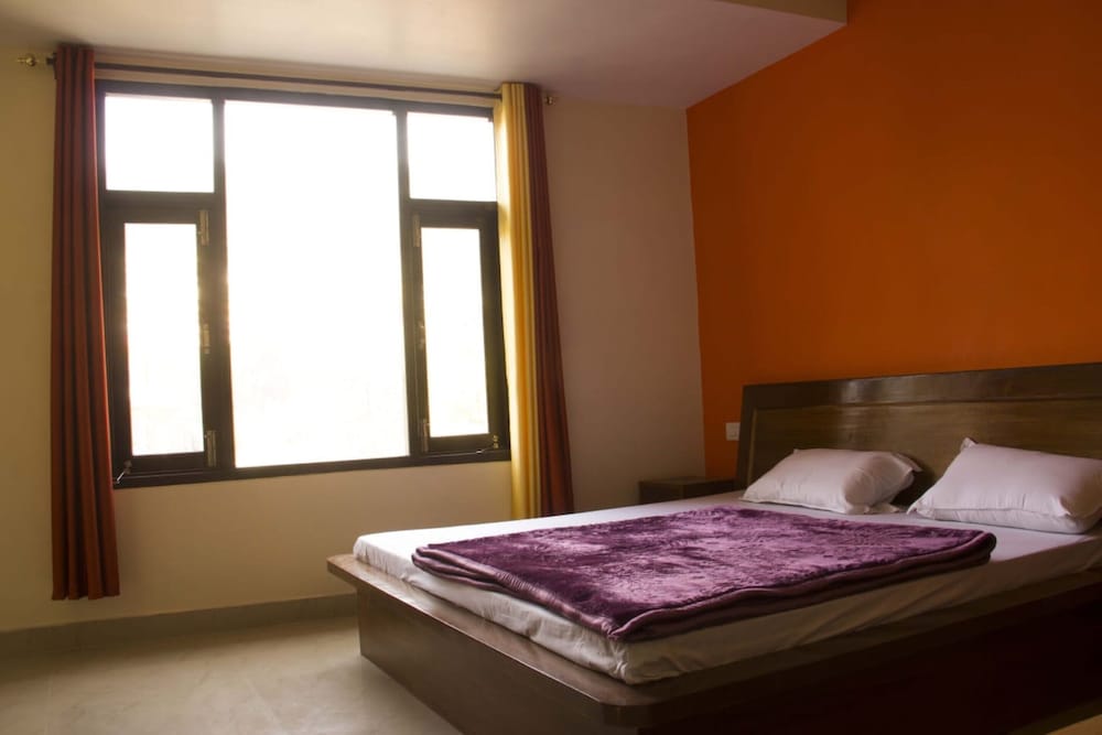 Hotel Hill Town Dharmshala