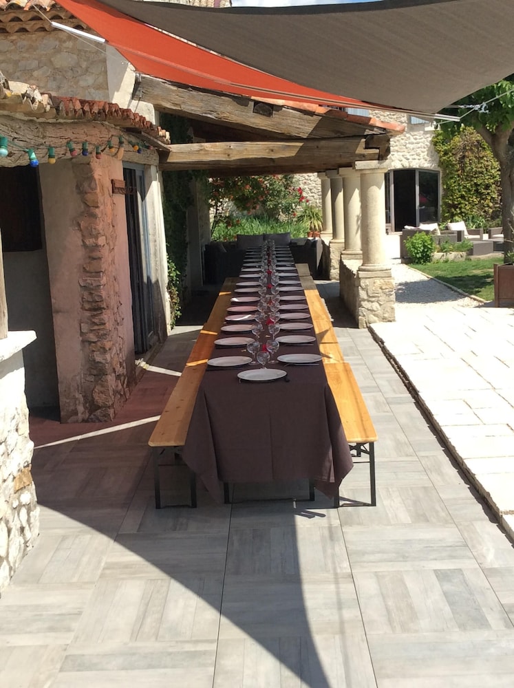 Ravoraha Ecolodge