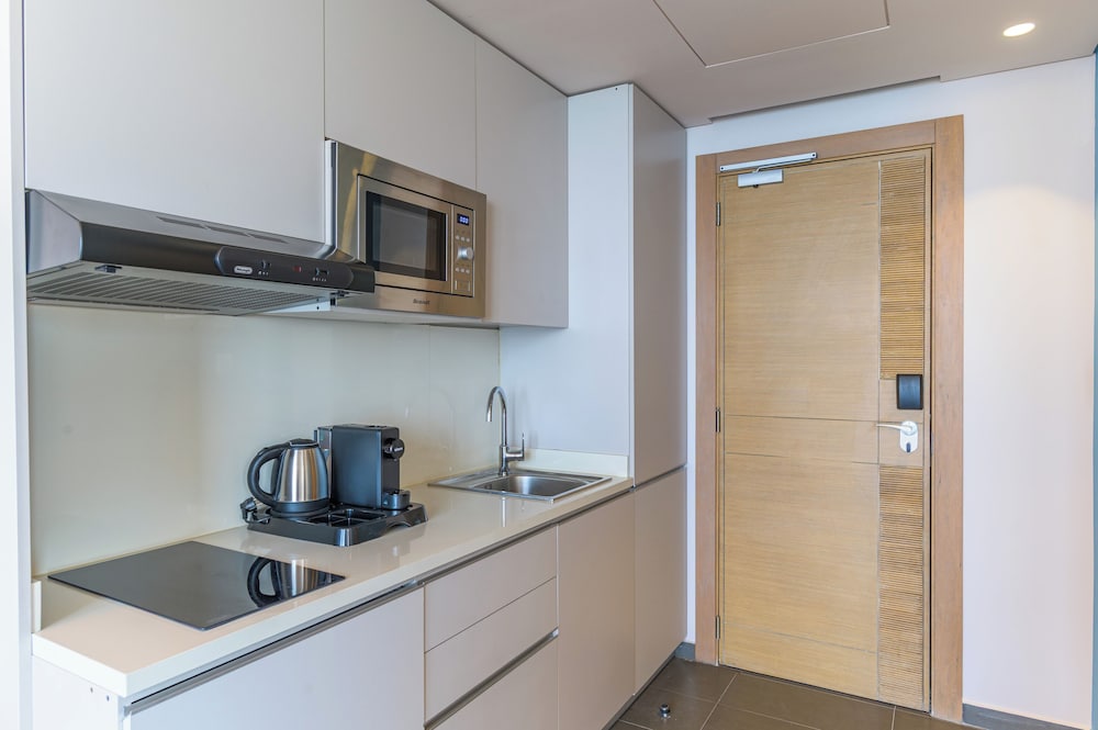 Jounieh Living - Residences by Local Host