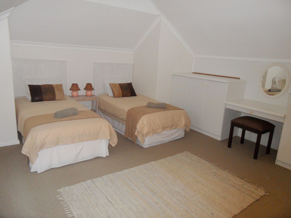 Bayside Lodge