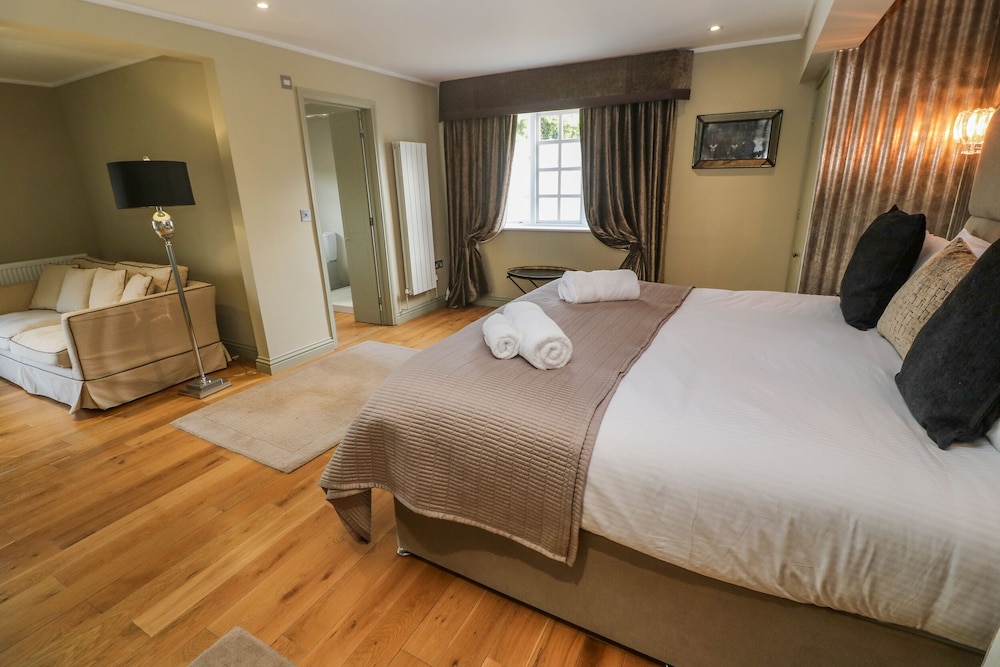 Bodmin Country House