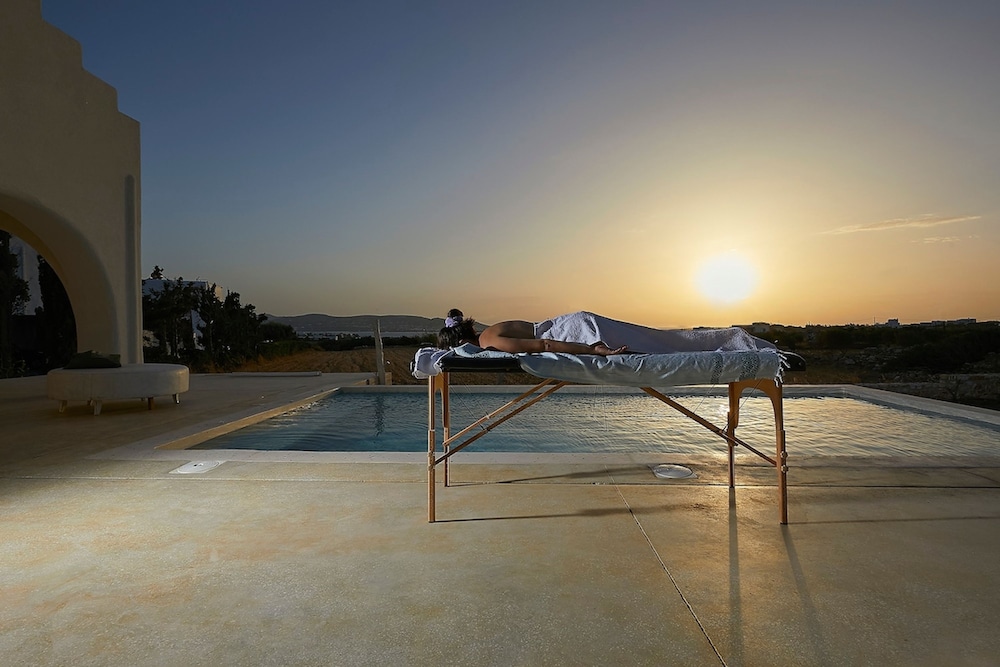Luxury Villa Libra - Allparos Villas