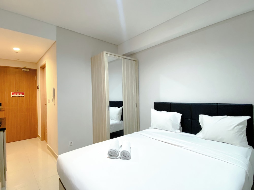 Good Choice And Cozy Studio At Tamansari Iswara Apartment