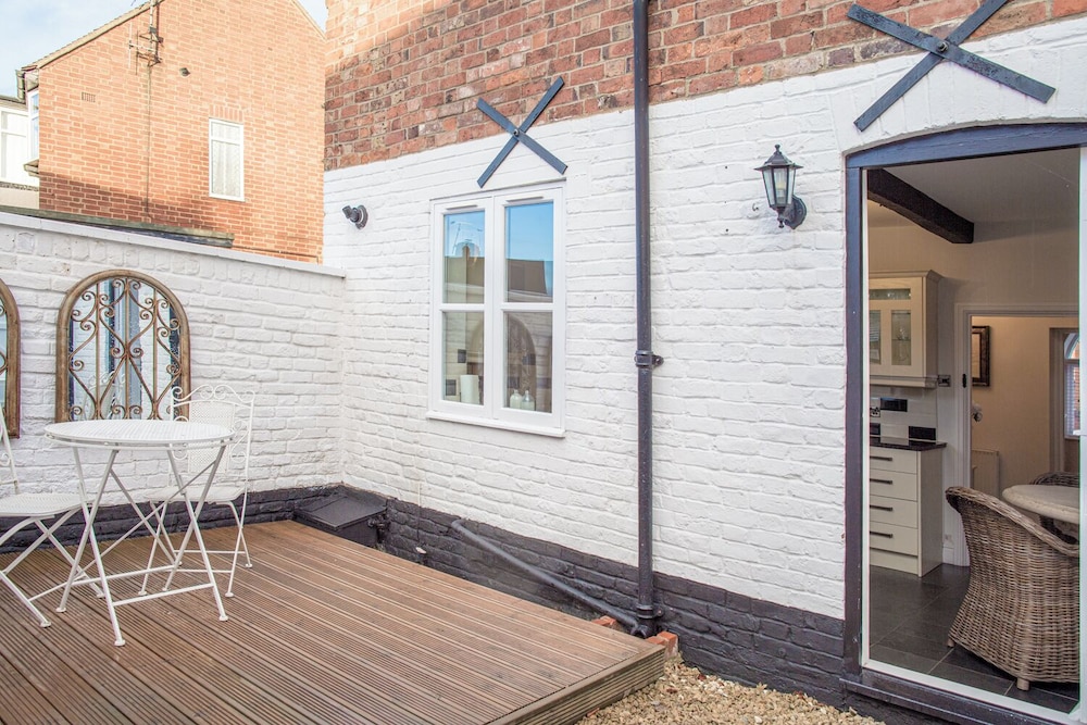 Charming 2 BD House in Tewkesbury Centre