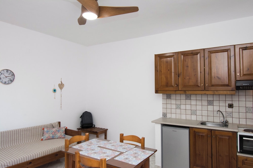 Rena Apartments Gouves
