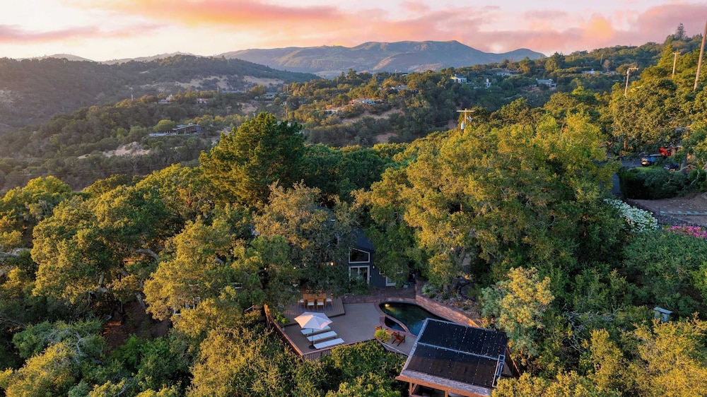 Sonoma Skyhouse by Avantstay Pool, Sauna, Hot Tub & Stunning Valley Views
