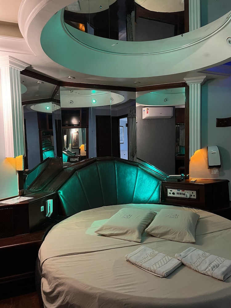 Espacial Motel