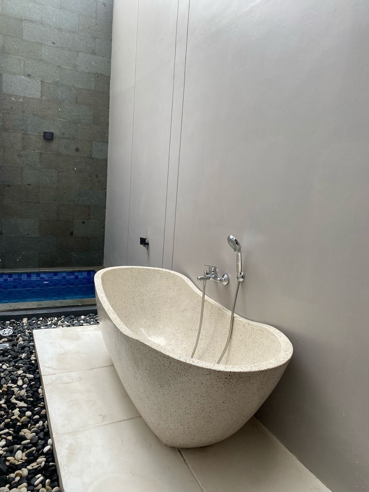 DIRUMA SADJA HOME VILLA