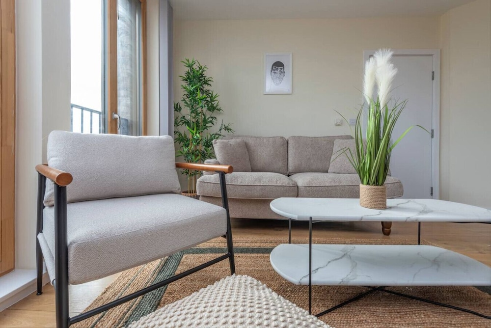 Notting Hill Gem 2BD Near Portobello Market