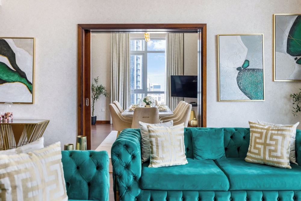 Durrani Homes - Alluring 5BR Penthouse with Burj Khalifa and Fountain View