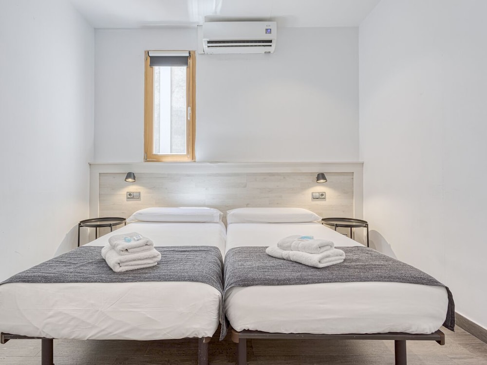 Hostal Bedmates