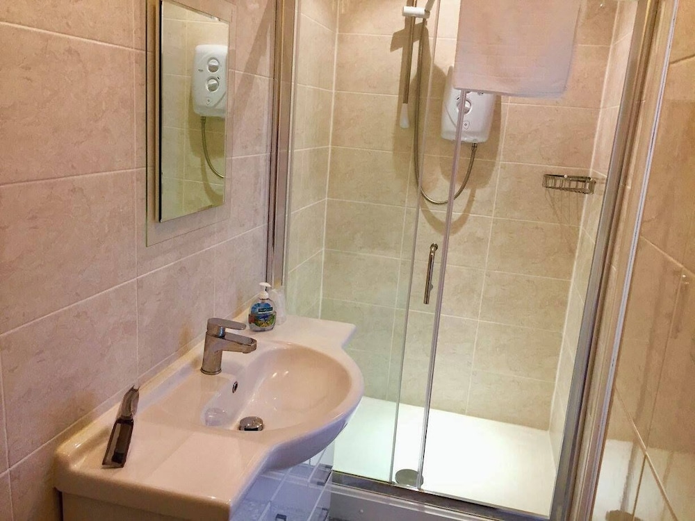 Skegness Vacations - The Northdale Hotel Ltd - Property Image 3