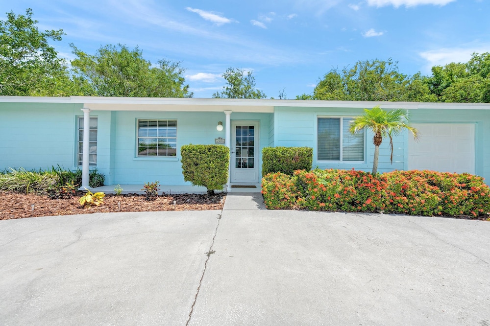 Sand Dollar Cottage