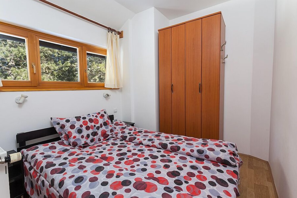 Apartments Vila Mir view 3