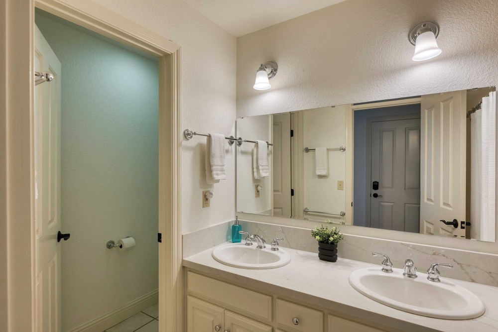 Casa Osito Pool, Hot Tub & Outdoor Dining Minutes From Sonoma Plaza
