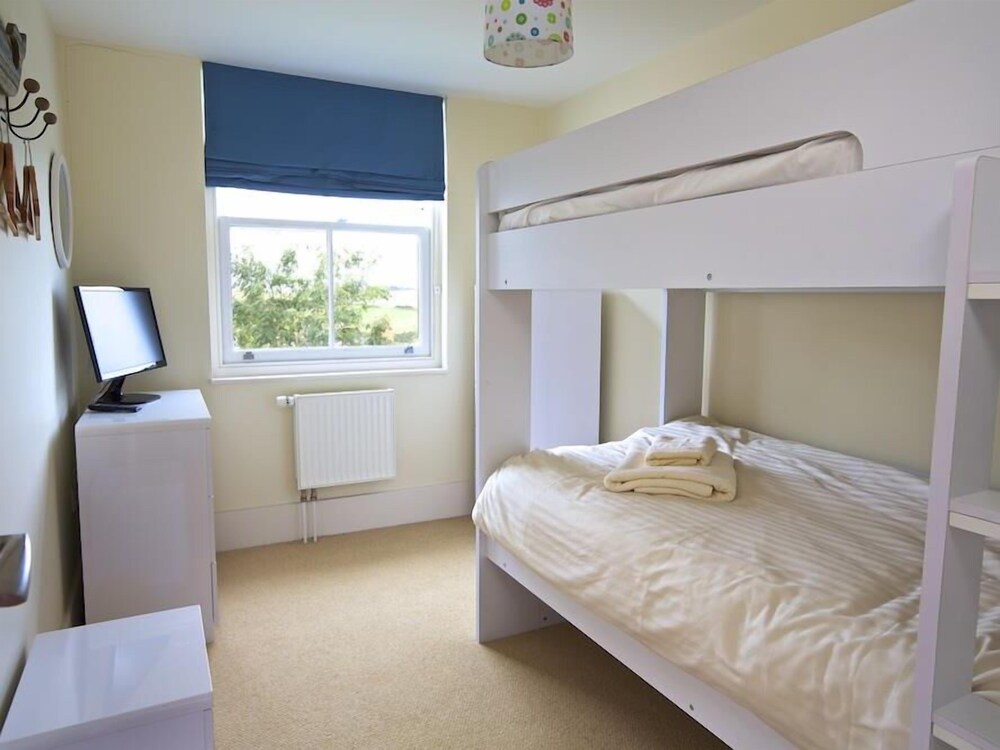 6 Combehaven view 4