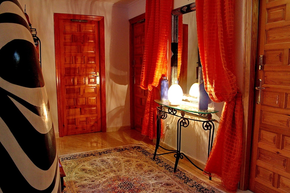 The Riad Azure – Moroccan Style B&B