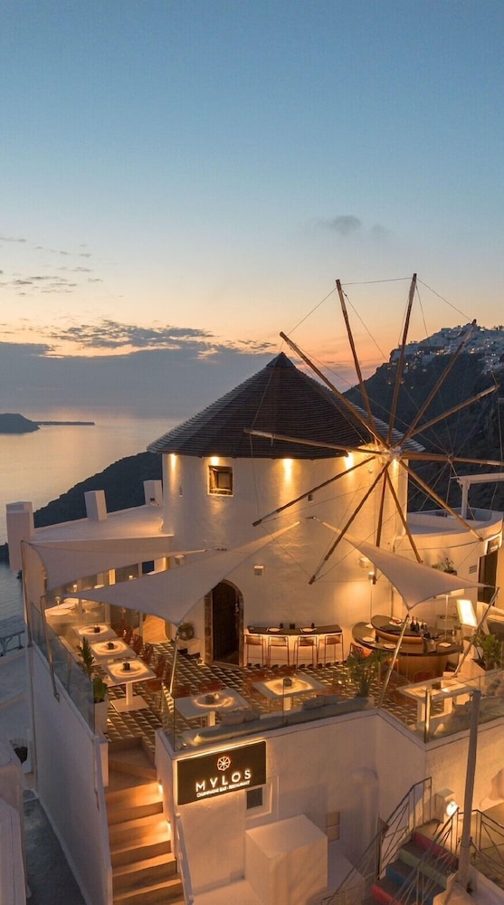 Amor Hideaway Villas