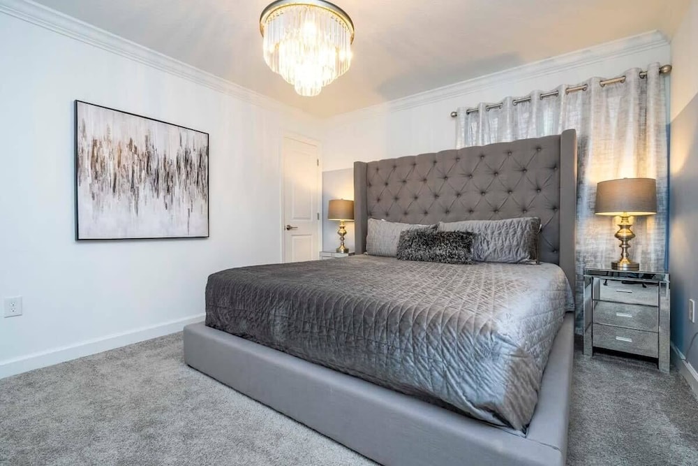 Gorgeous 4 Bd w/ Pool at Storey Lake Resort 4277 - Image 4