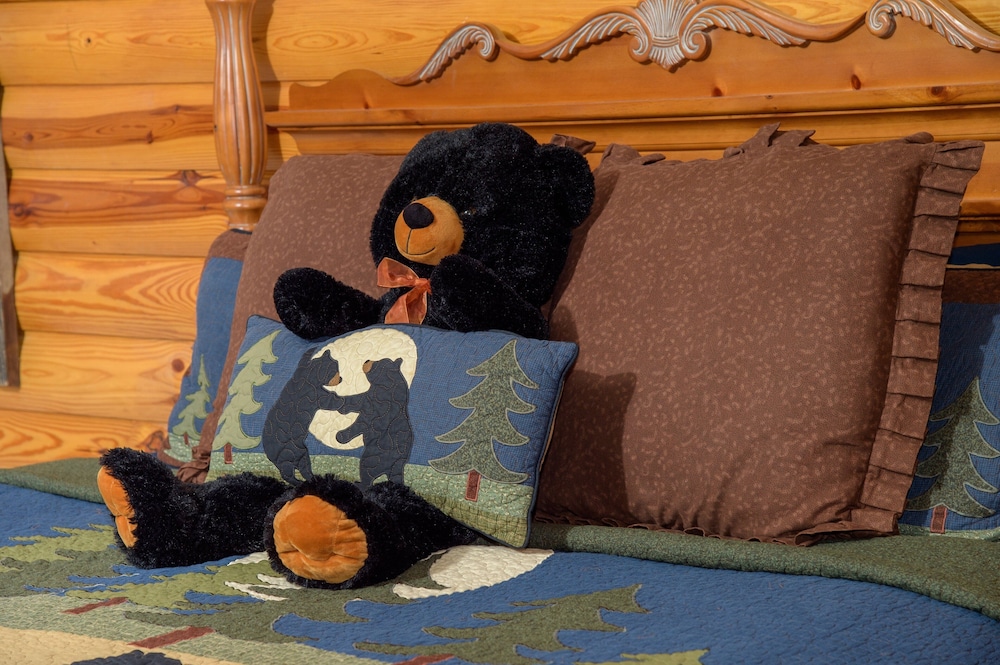 Bear Dance 1 Bedroom Cabin