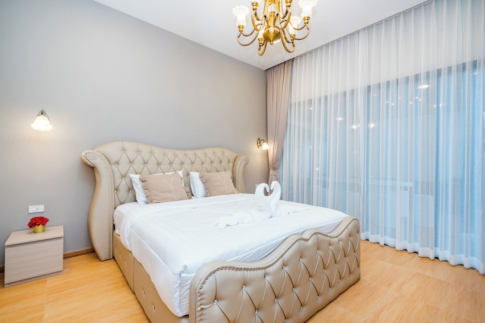 Daisy Villa