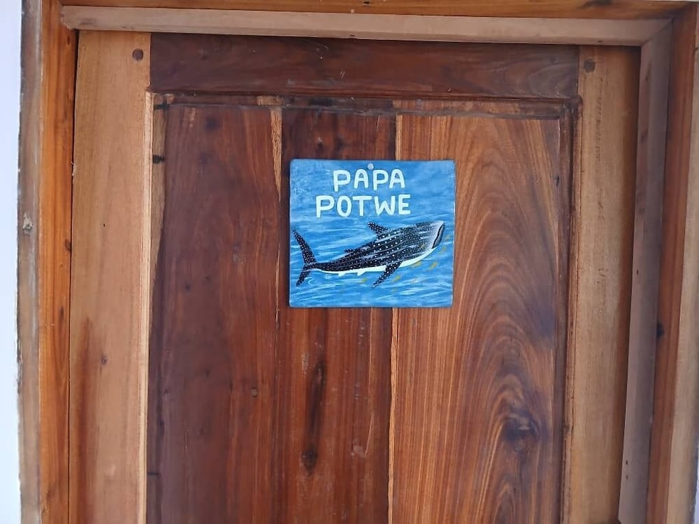 Magogoni Guest House