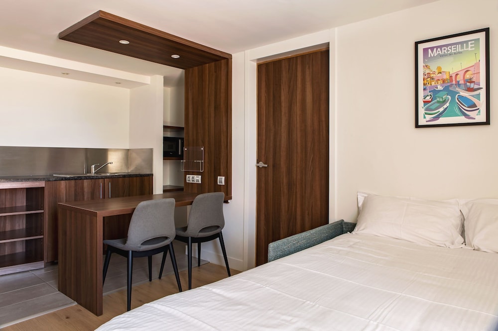 Vitrolles Vacations - Holiday Inn Marseille Airport, an IHG Hotel - Property Image 43
