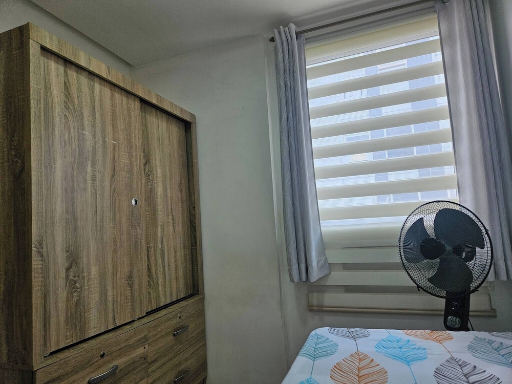 Cozy 3-bedroom Condo in Urban Deca Homes Ortigas Extension, Pasig