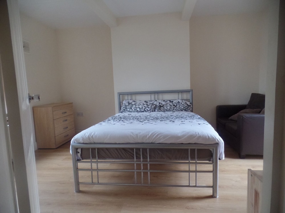 Noel House photo 3