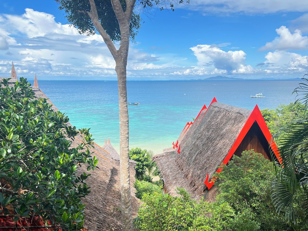 Phi Phi Relax Beach Resort