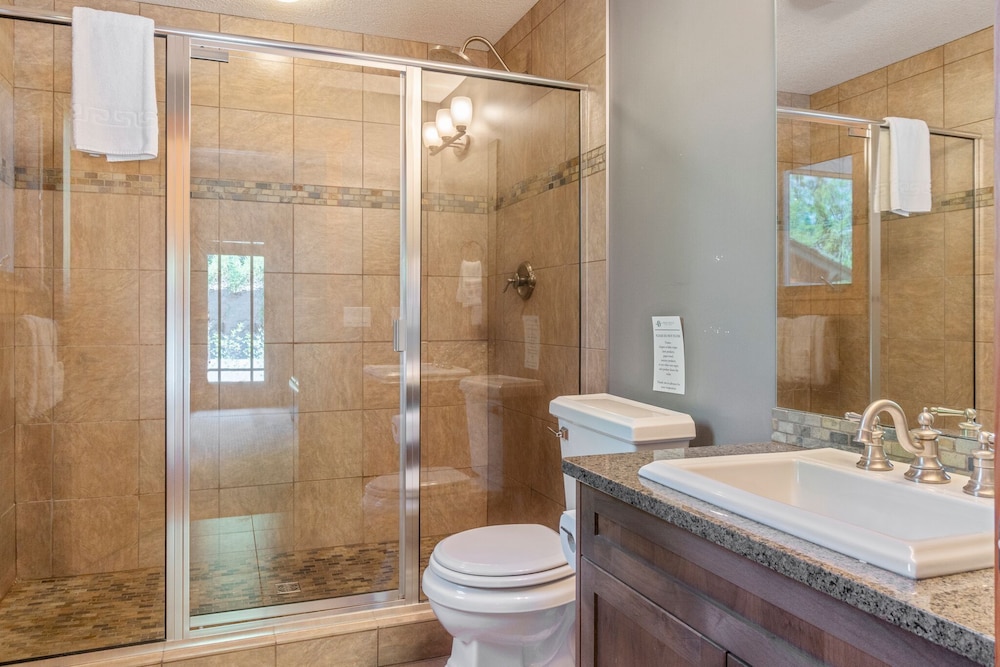 Carmel Beach Private Lodges