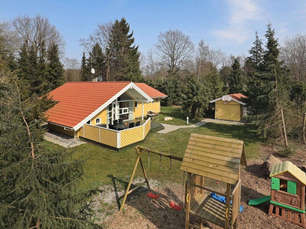 Quaint Holiday Home in Strøby near Beach