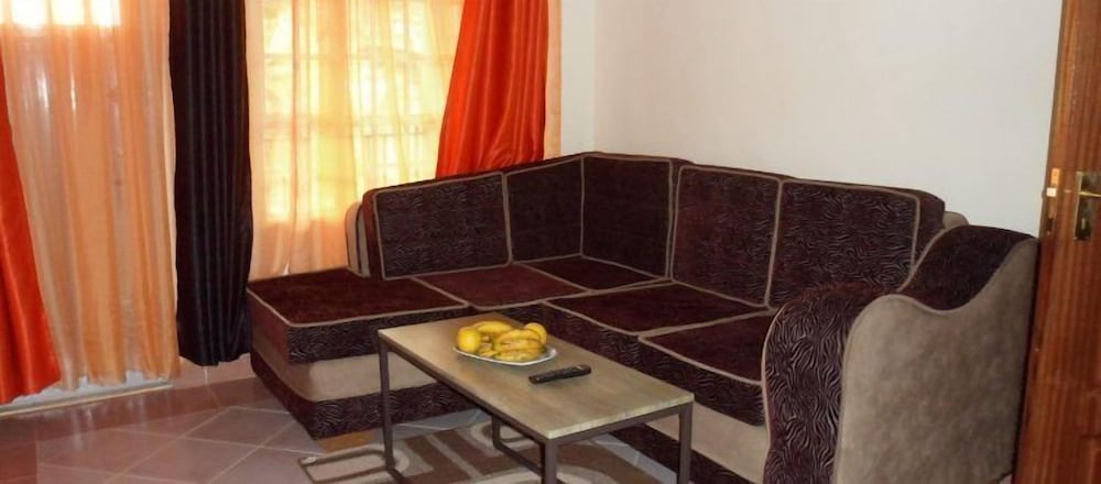 Kuniville Guest House