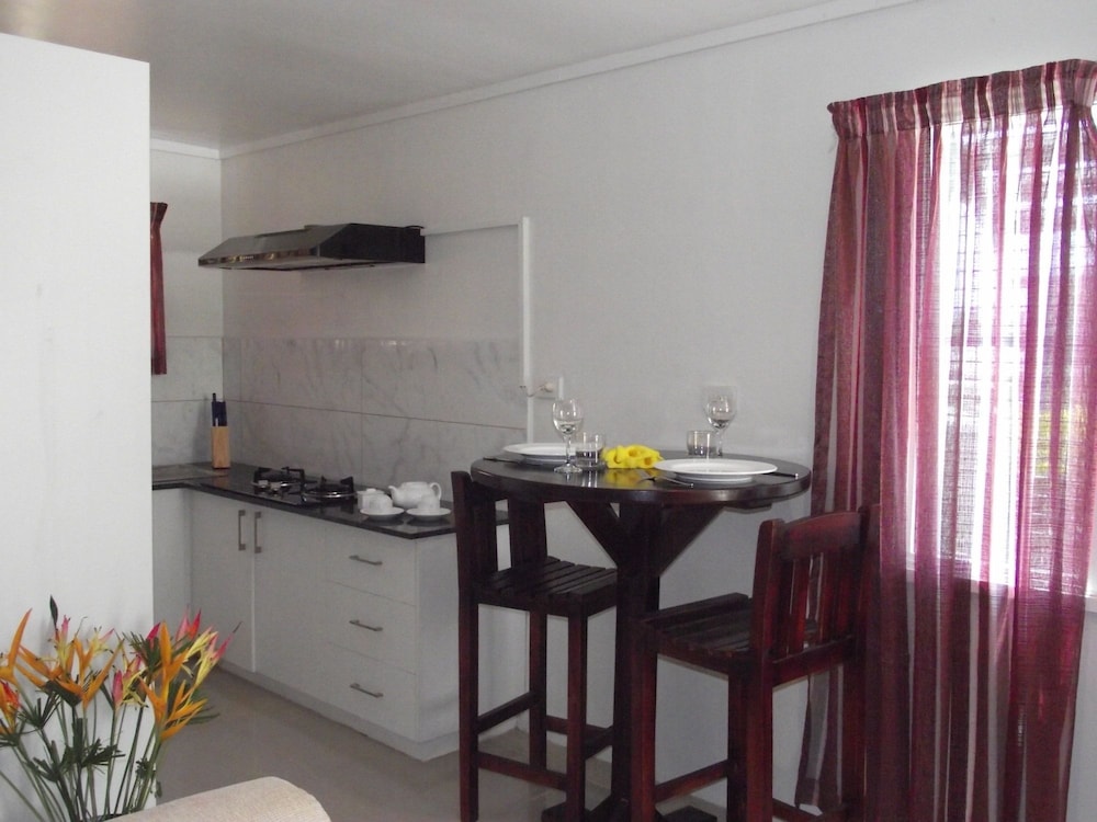 Hibiscus Apartments Fiji - Image 3