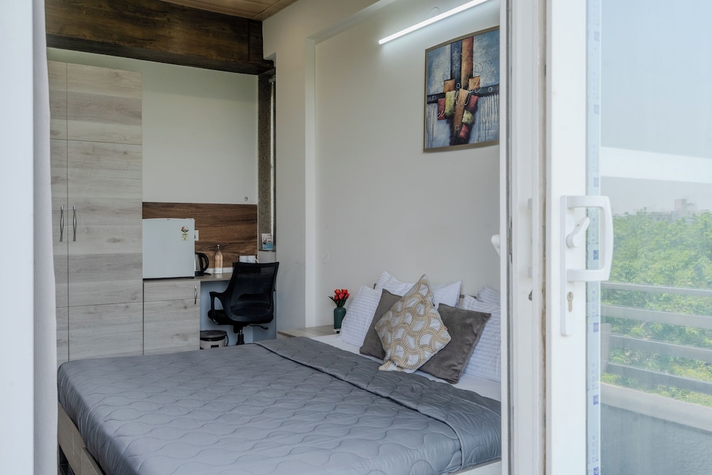 Stay Studio Hotel & Residences