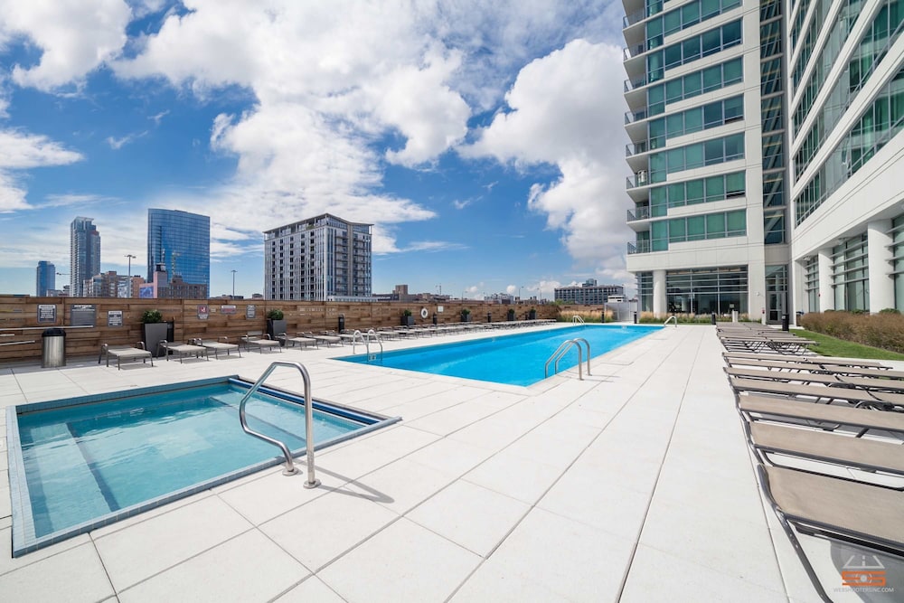 Fulton Group Stay 2 Apartments Skyline Views
