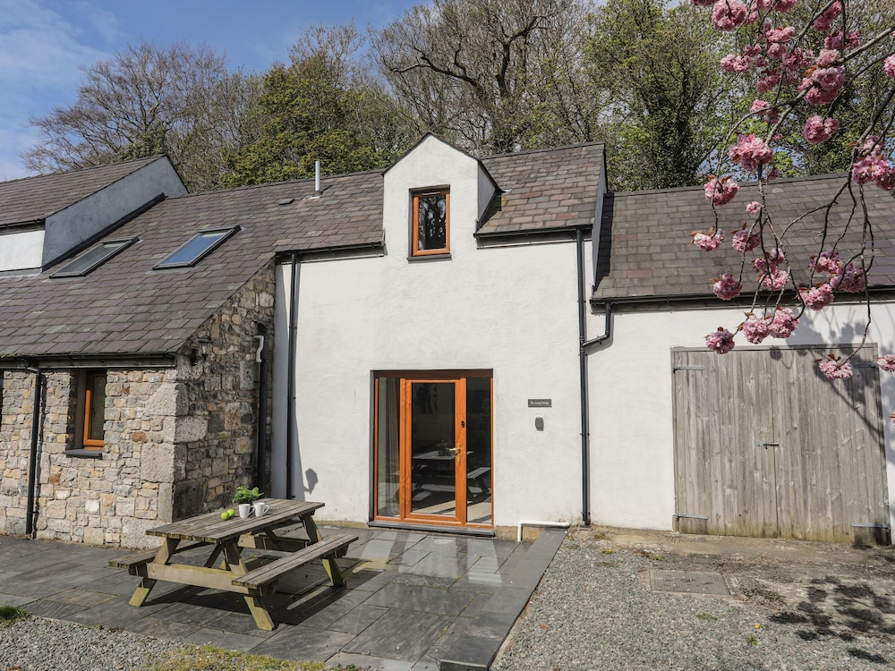Long Cottage